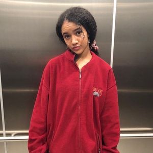 Meet your Posher, Athina